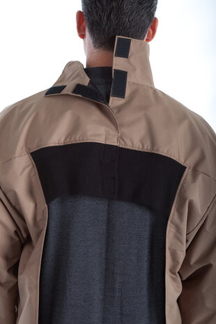 Rolstoel winterjas anorak kort achterkant 2