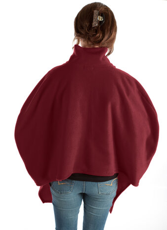cape 7387 met sjaal kraag zonder mouw achterkant, kleur 681 rood